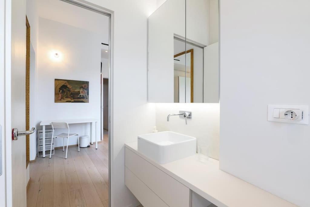 Apartamento Contempora - Trilocale Fontana 22 Milán