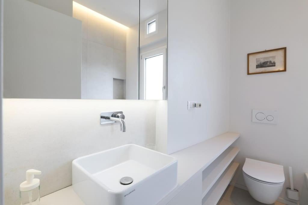 Apartamento Contempora - Trilocale Fontana 22 Milán